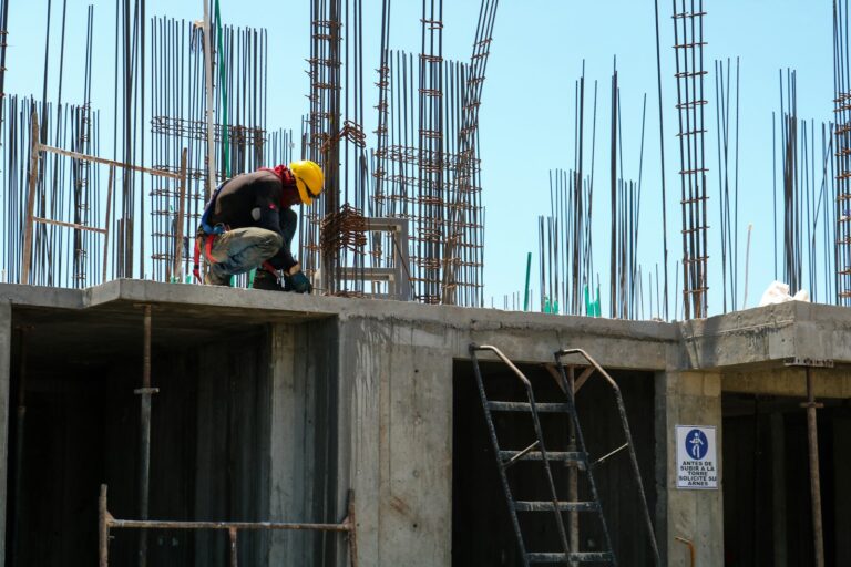 Montaż zbrojenia systemowego – na co zwrócić uwagę?